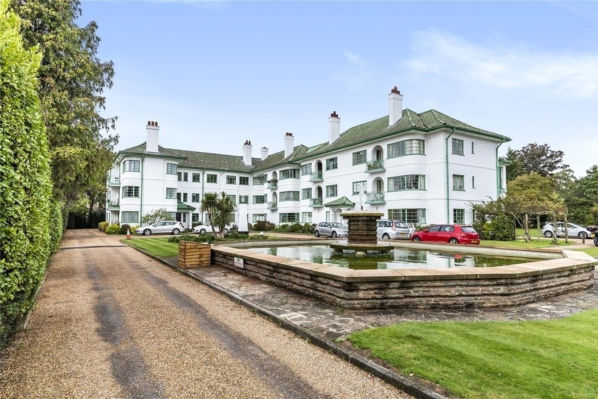 The 1930s Art Deco Houses of London... r/london