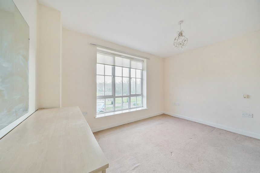 under offer goodhall close london 9153 - Gibbs Gillespie