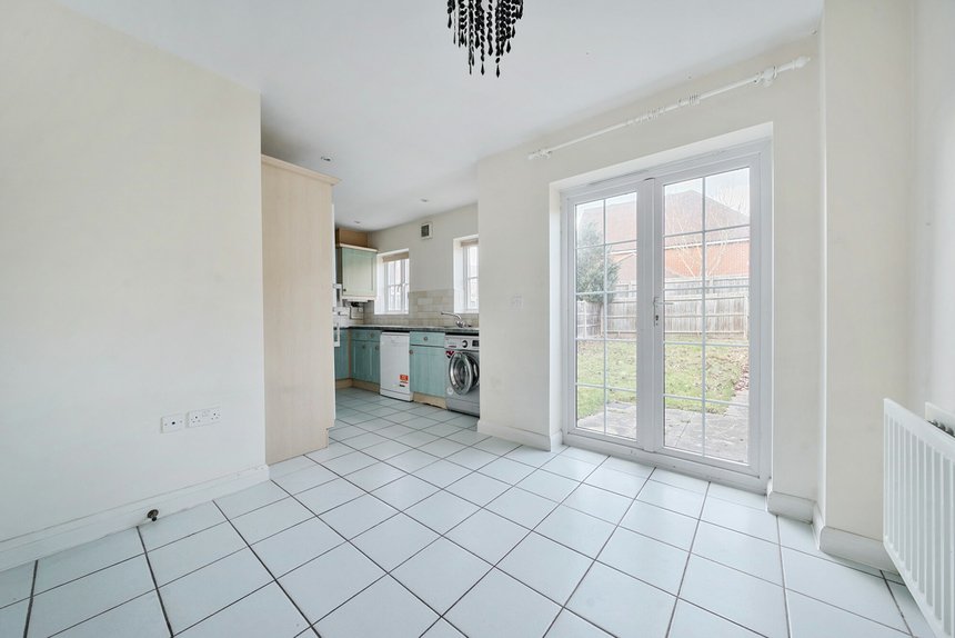 under offer goodhall close london 9153 - Gibbs Gillespie