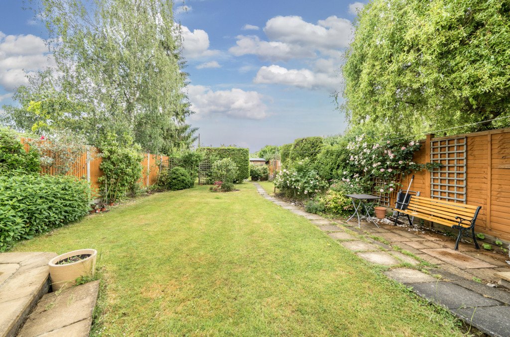 3 bedroom House for sale in Evelyn Avenue, Ruislip, Middlesex, HA4