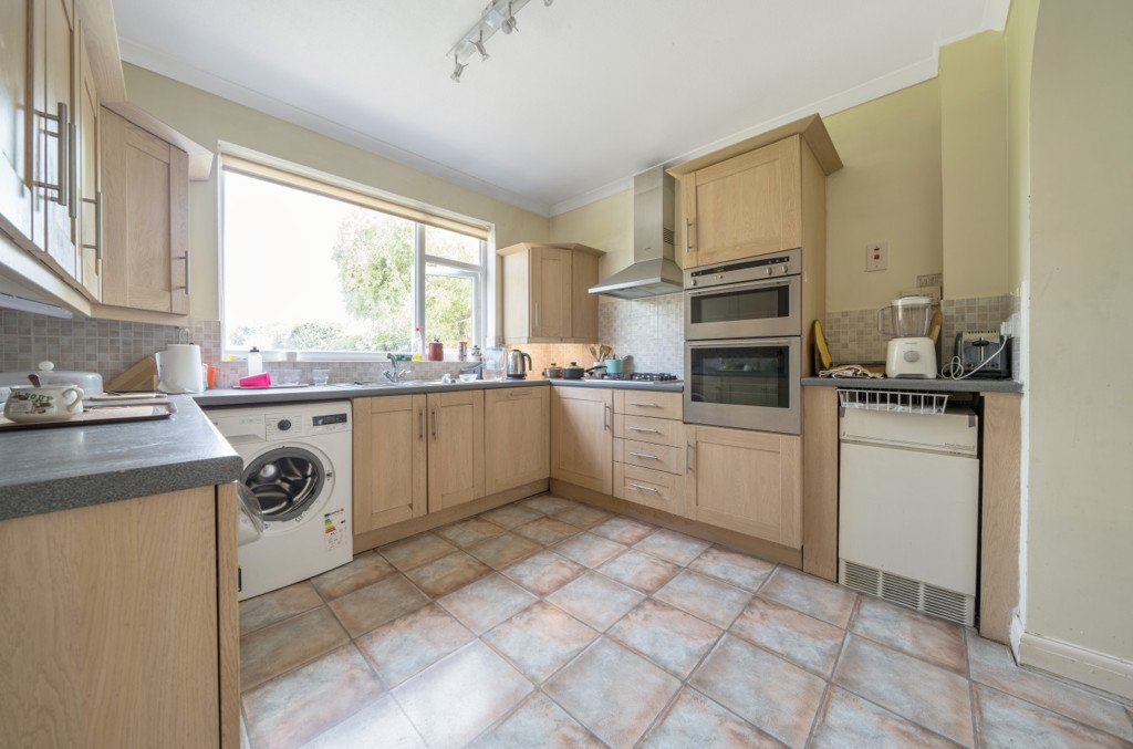 3 bedroom House for sale in Evelyn Avenue, Ruislip, Middlesex, HA4
