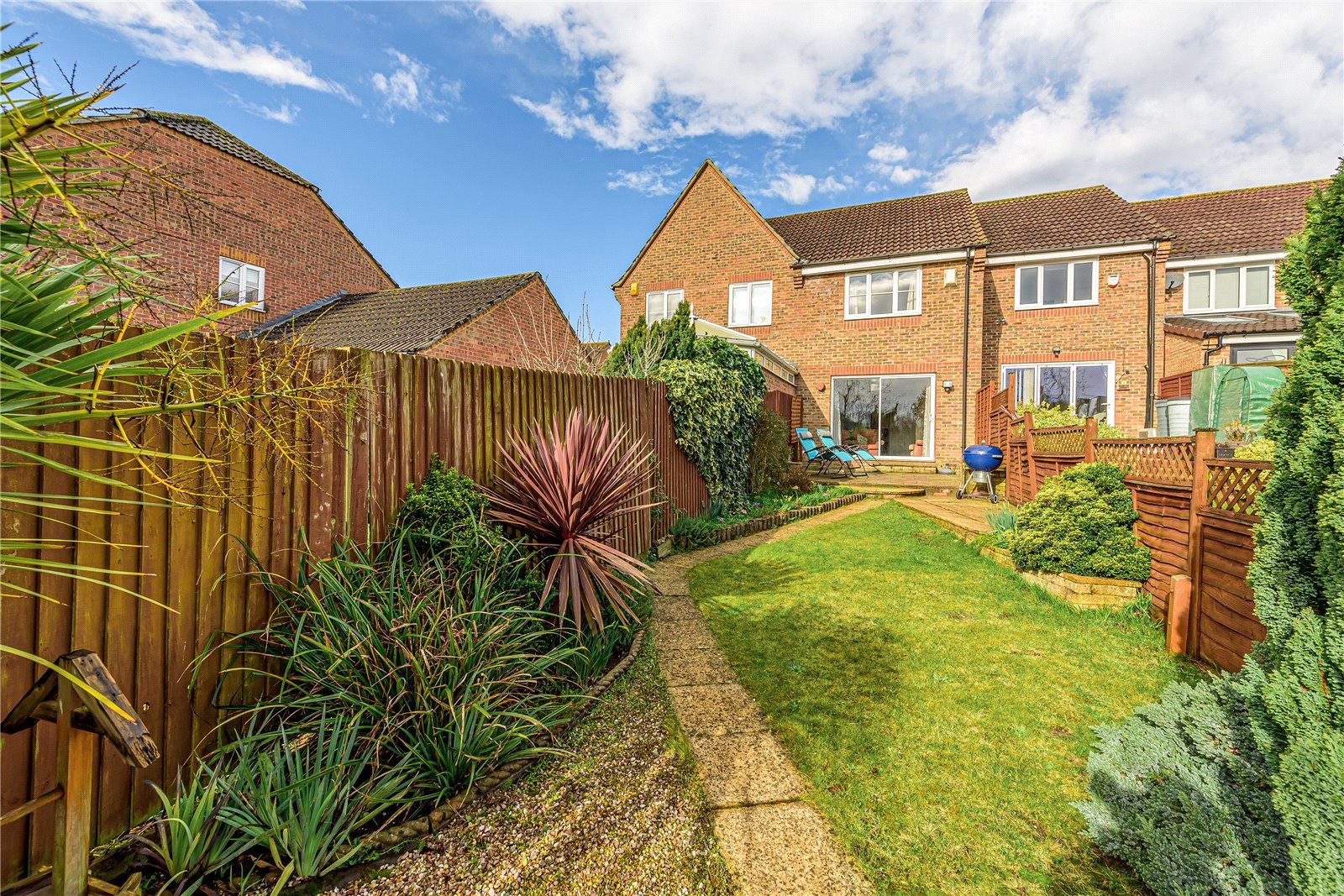 2 bedroom House for sale in Thellusson Way, Rickmansworth