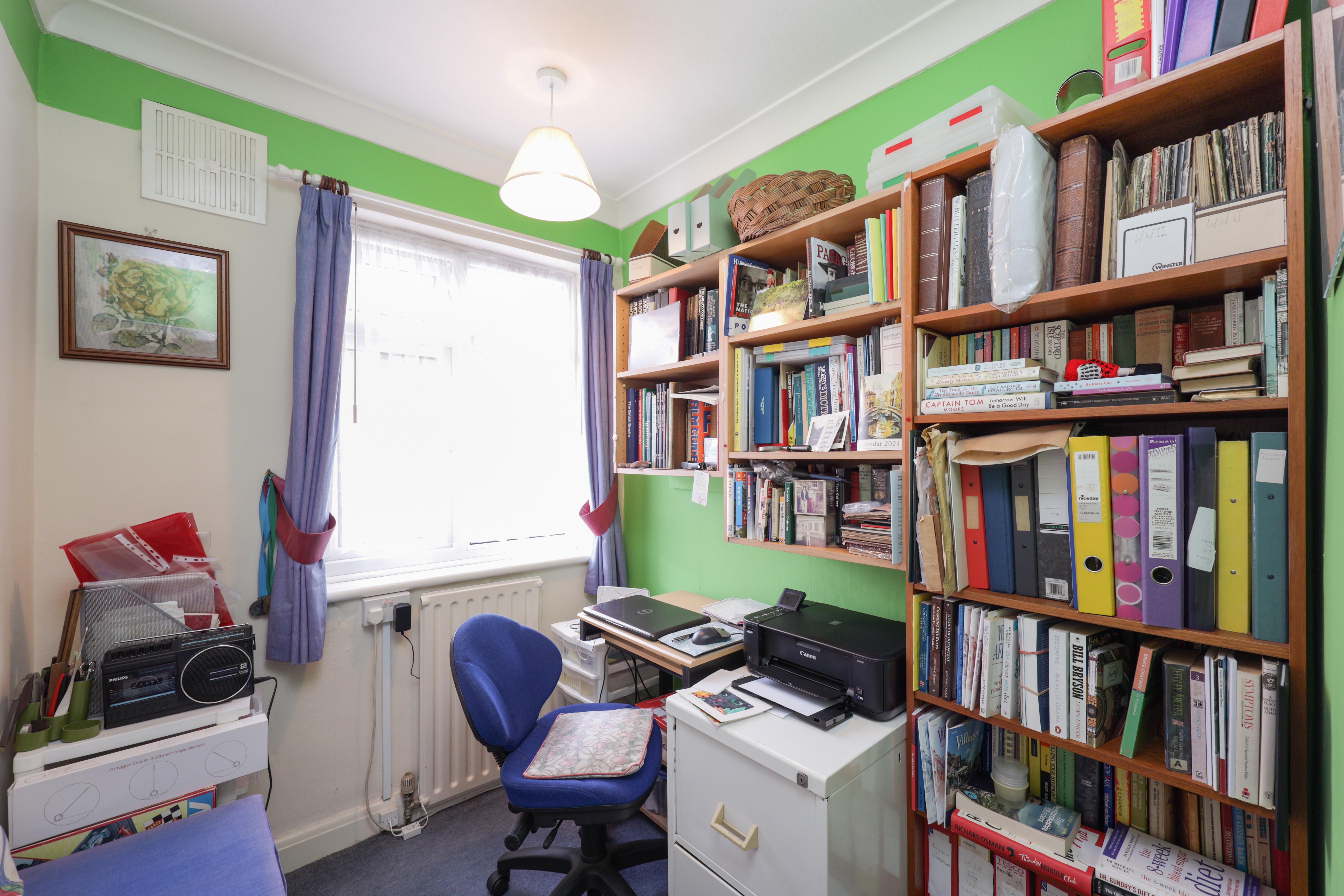 3 bedroom House for sale in Durley Avenue, Pinner, Middlesex, HA5 Gibbs Gillespie