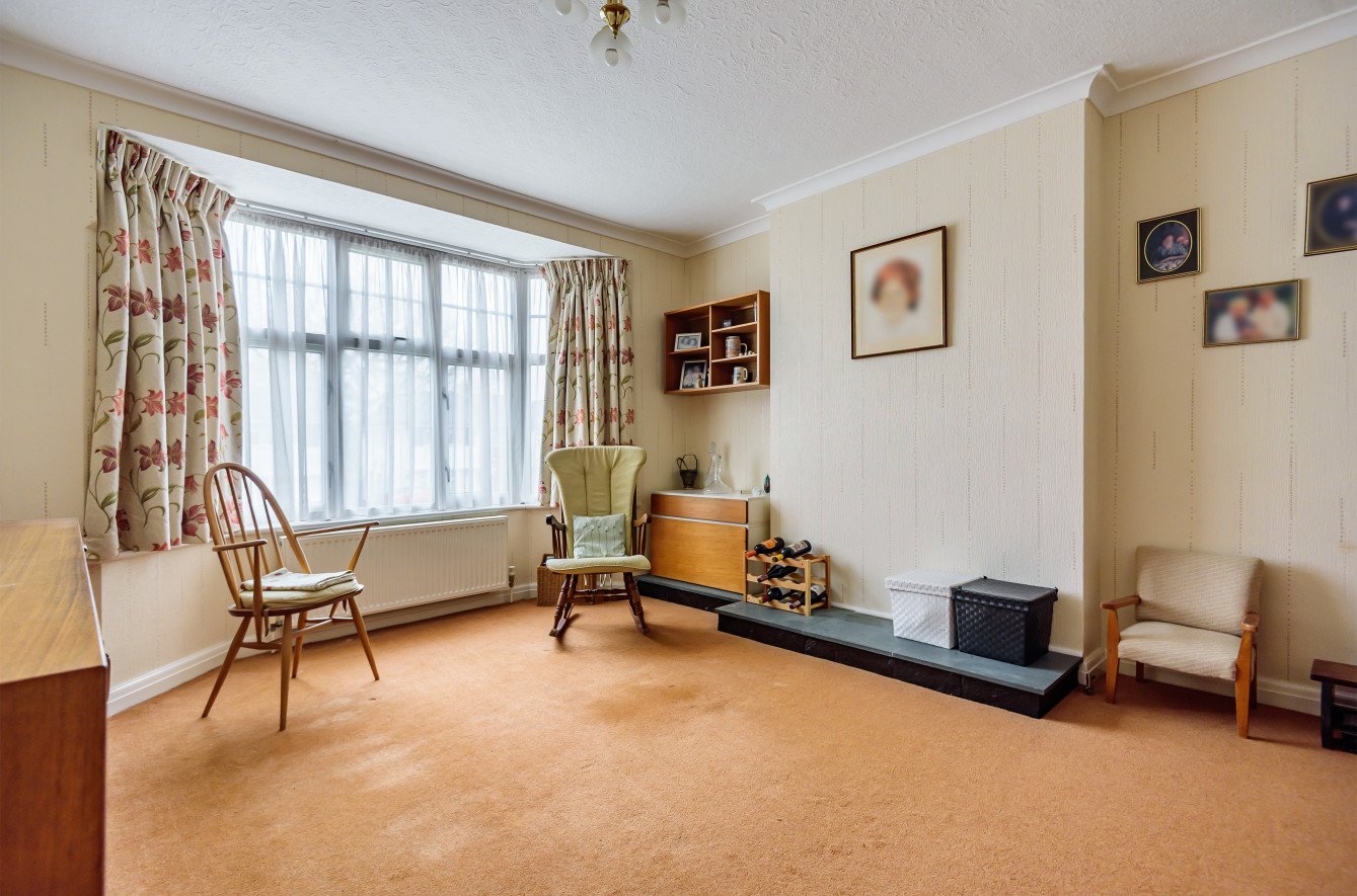 3 bedroom House for sale in Hillcroft Crescent, Oxhey Hall, WD19