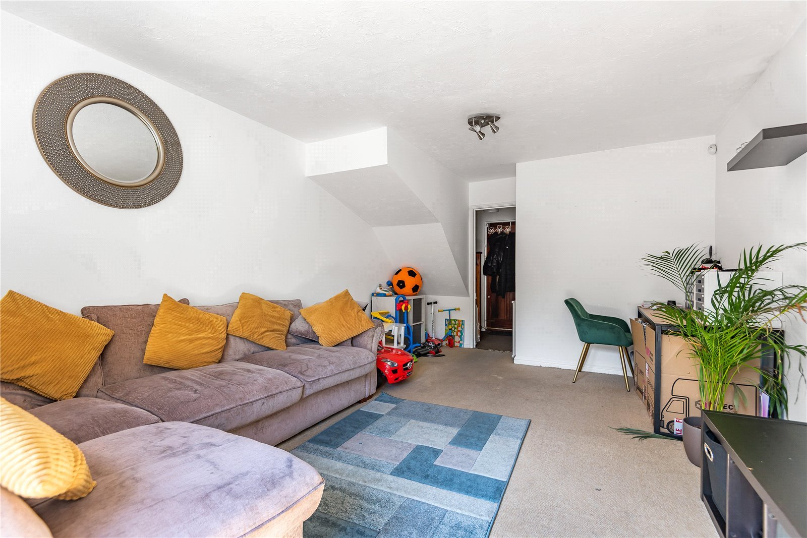 2 bedroom House for sale in Waller Drive, Northwood, Middlesex, HA6