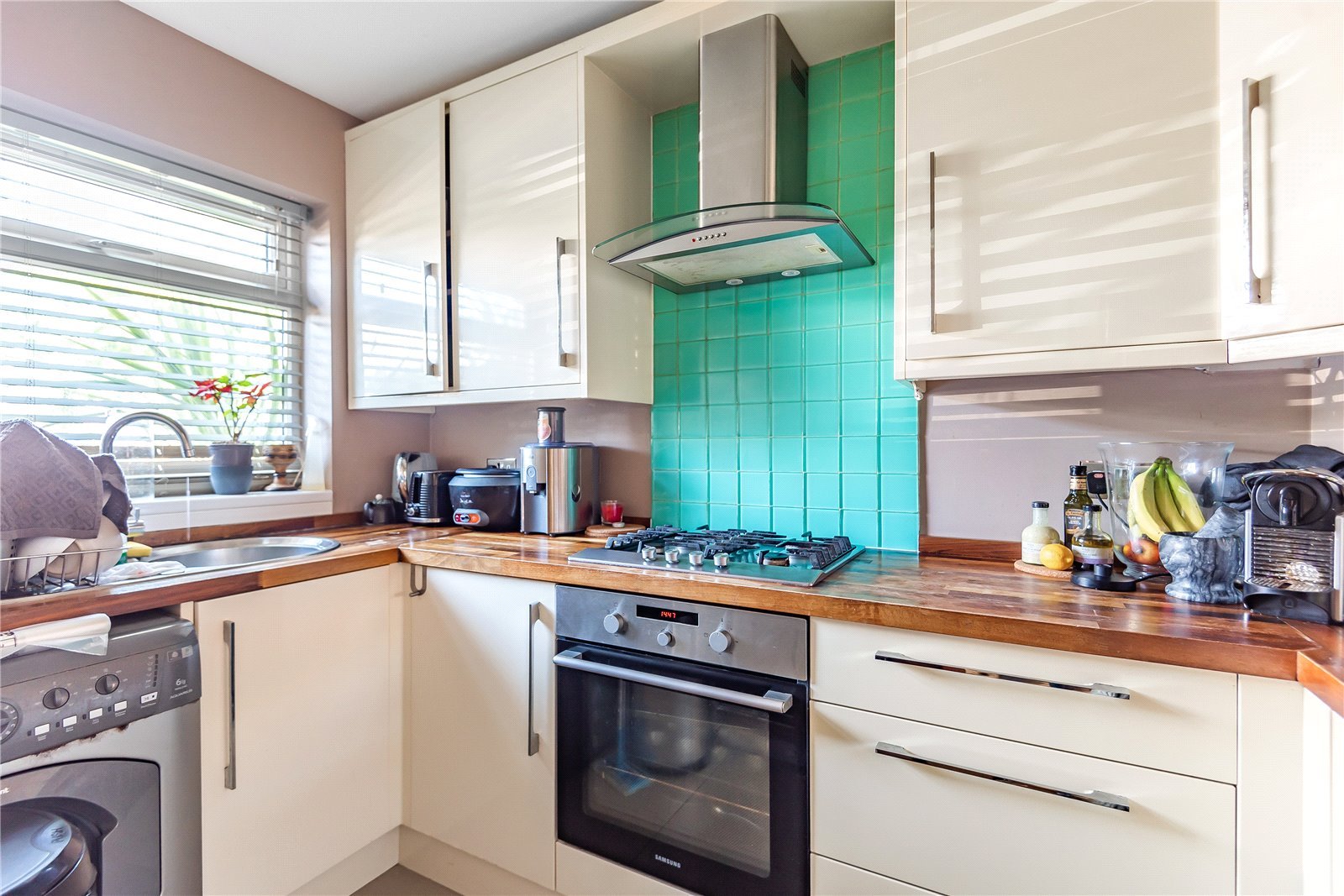 2 bedroom House for sale in Waller Drive, Northwood, Middlesex, HA6