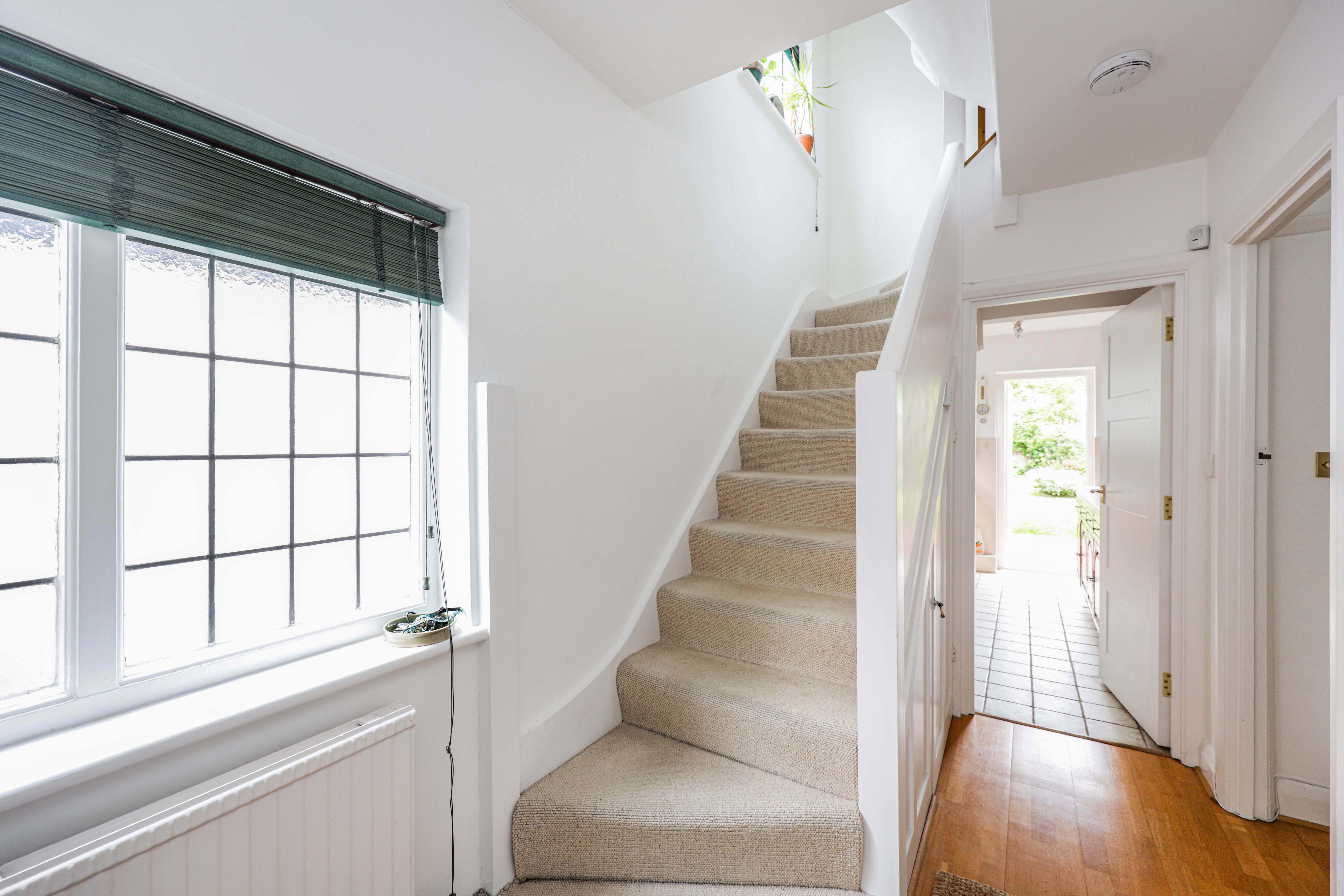 4 bedroom House for sale in The Lawns, Pinner, Middlesex, HA5 Gibbs