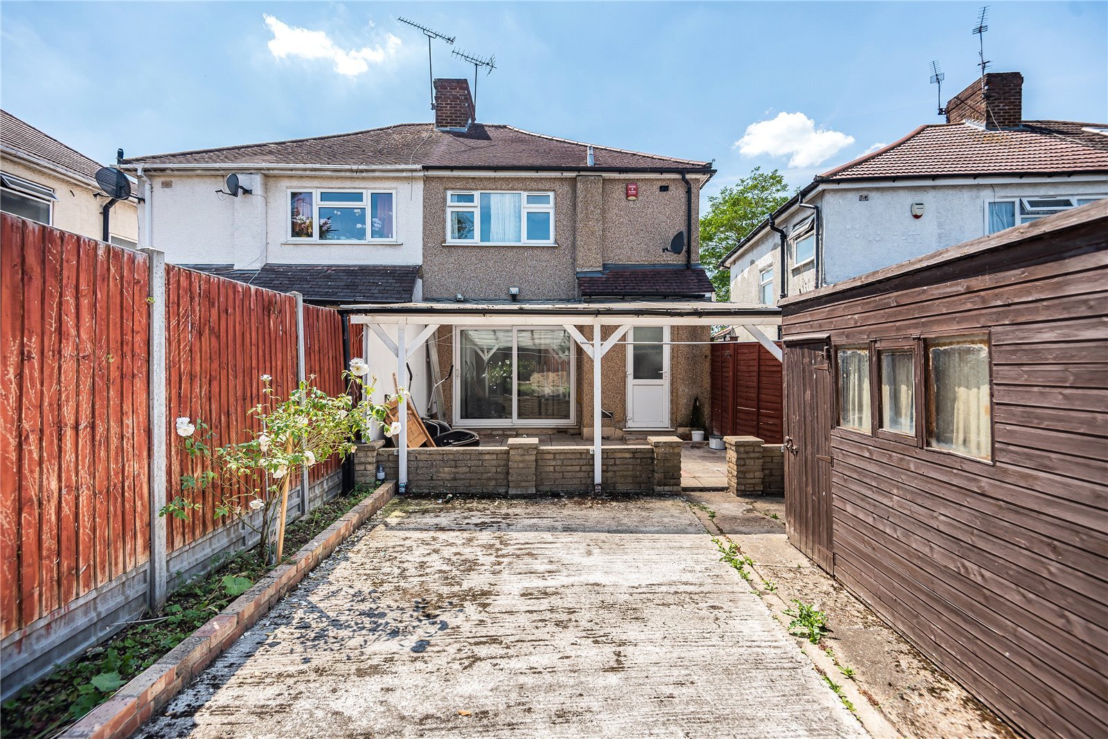 3 bedroom House for sale in Field End Road, Ruislip, Middlesex, HA4