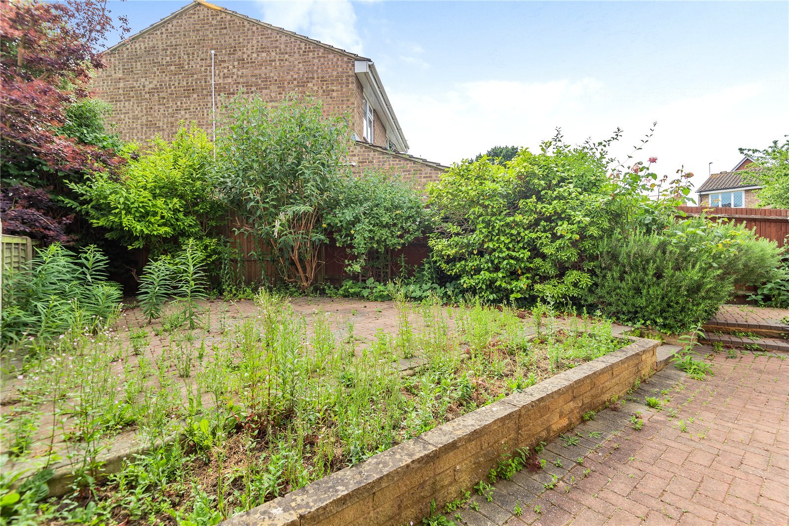 3 bedroom House for sale in Haslam Close, Ickenham, Uxbridge, Middlesex