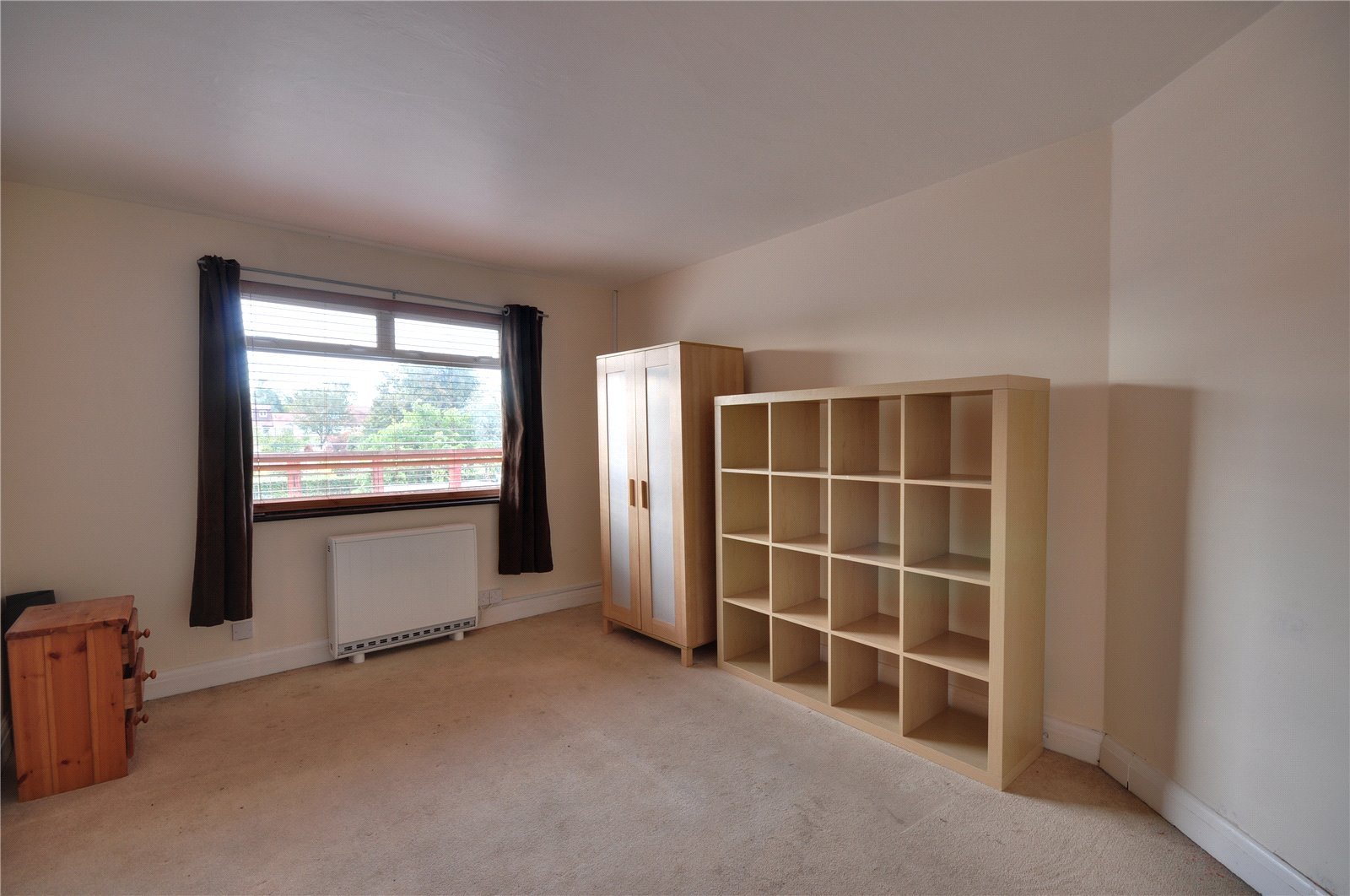 1 bedroom Flat/Apartment for sale in Moneyhill Parade, Rickmansworth