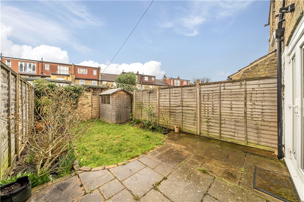 4 bedroom House for sale in Glenfield Road, Northfields, London, W13