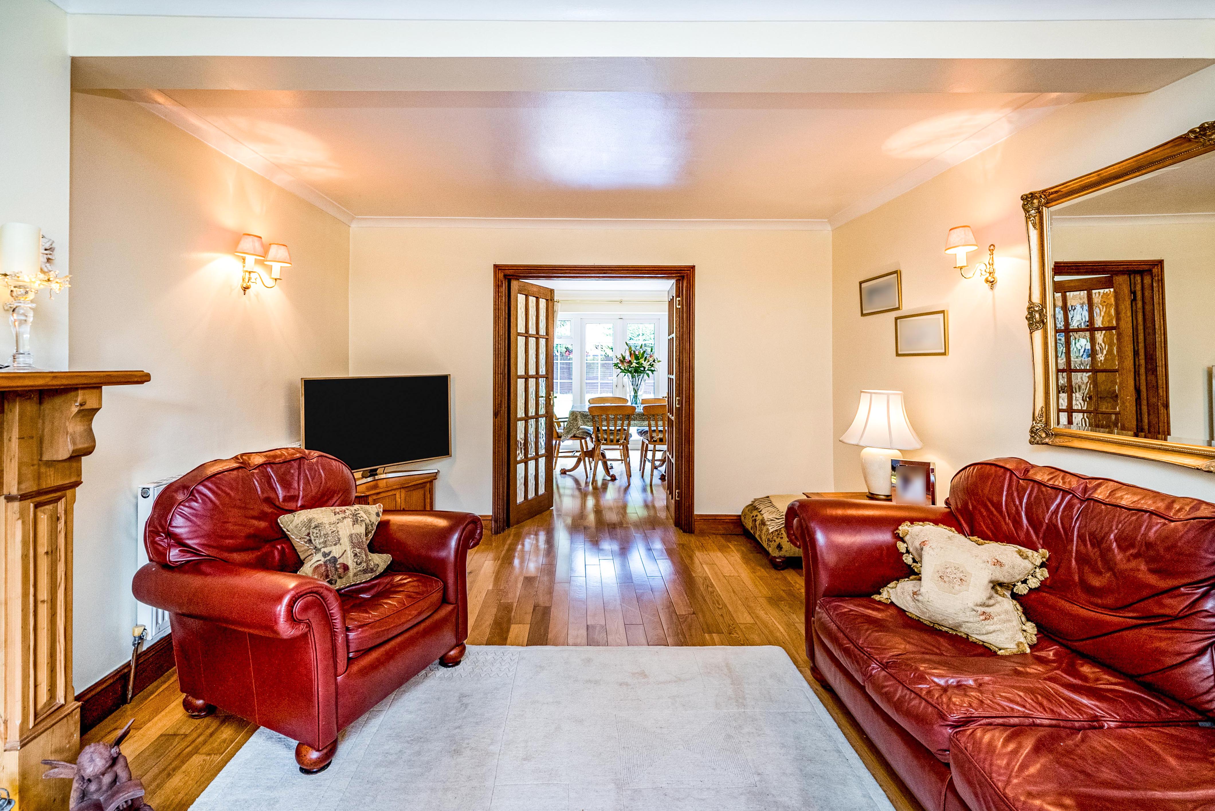 3 bedroom House for sale in Lower Road, Chalfont St. Peter, Gerrards