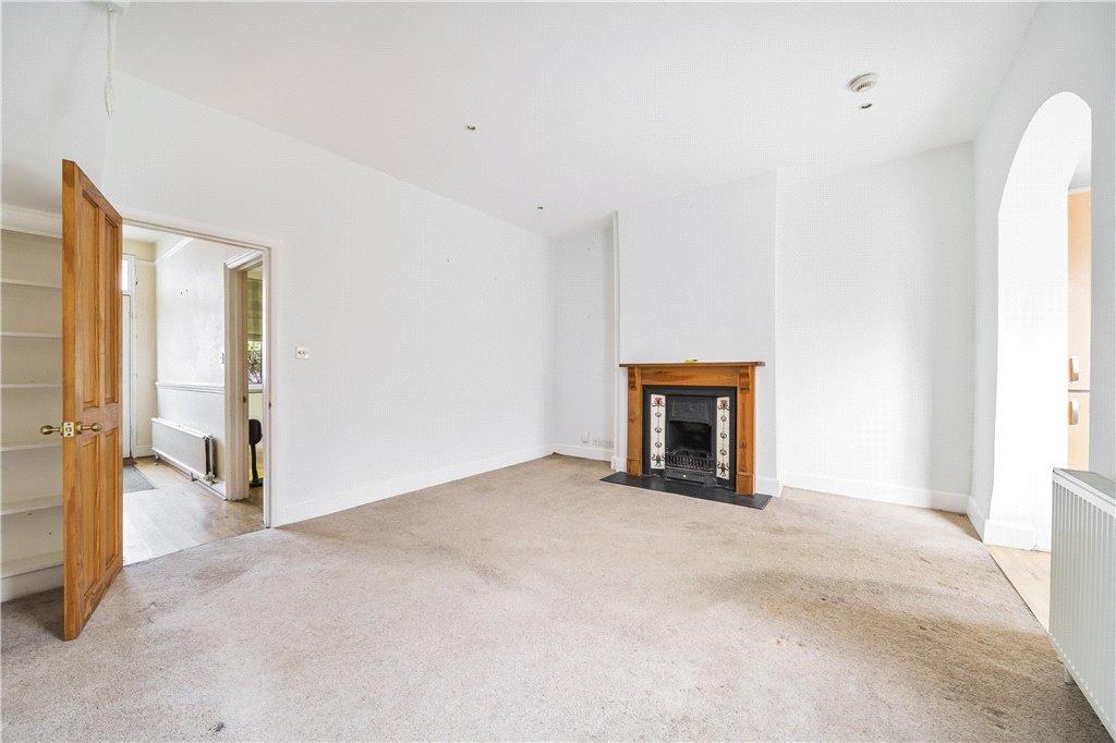 3 bedroom House for sale in Curzon Road, Ealing, W5 Gibbs Gillespie