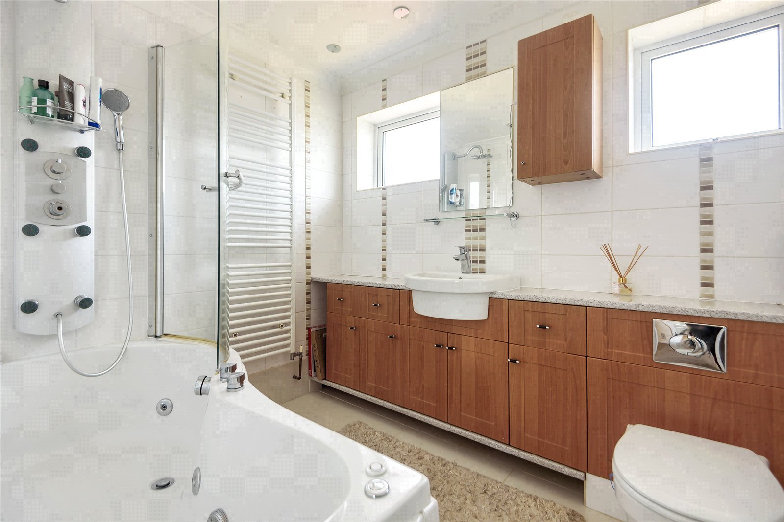 3 bedroom House for sale in Farmlands, Pinner, Middlesex, HA5 Gibbs