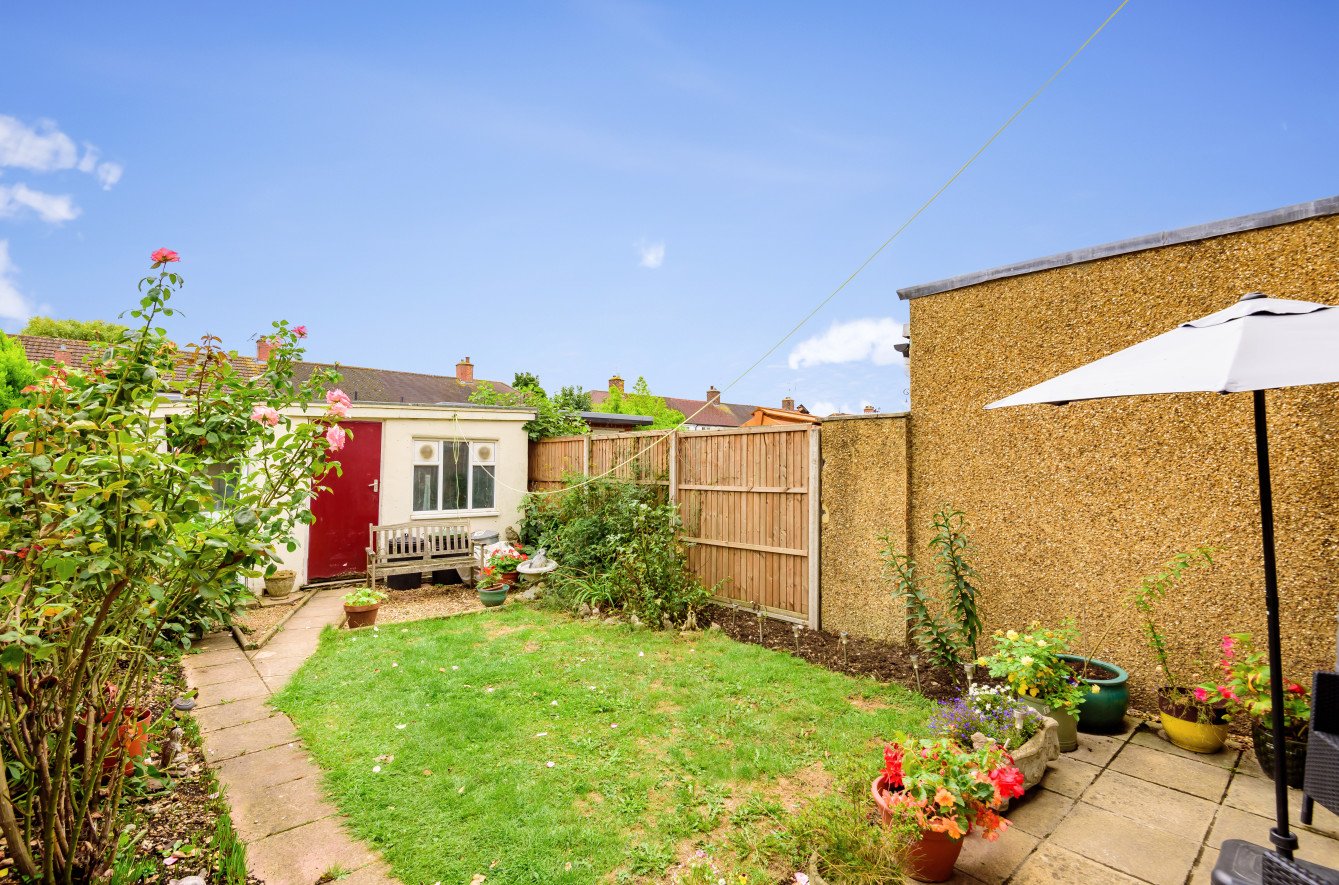 3 bedroom House for sale in Bedford Road, Ruislip, Middlesex, HA4