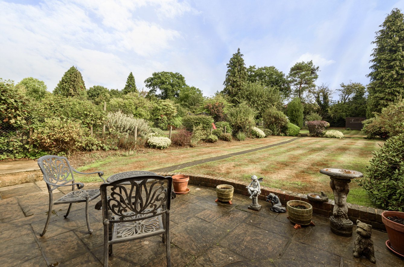 3 bedroom House for sale in Berry Lane, Rickmansworth, Hertfordshire