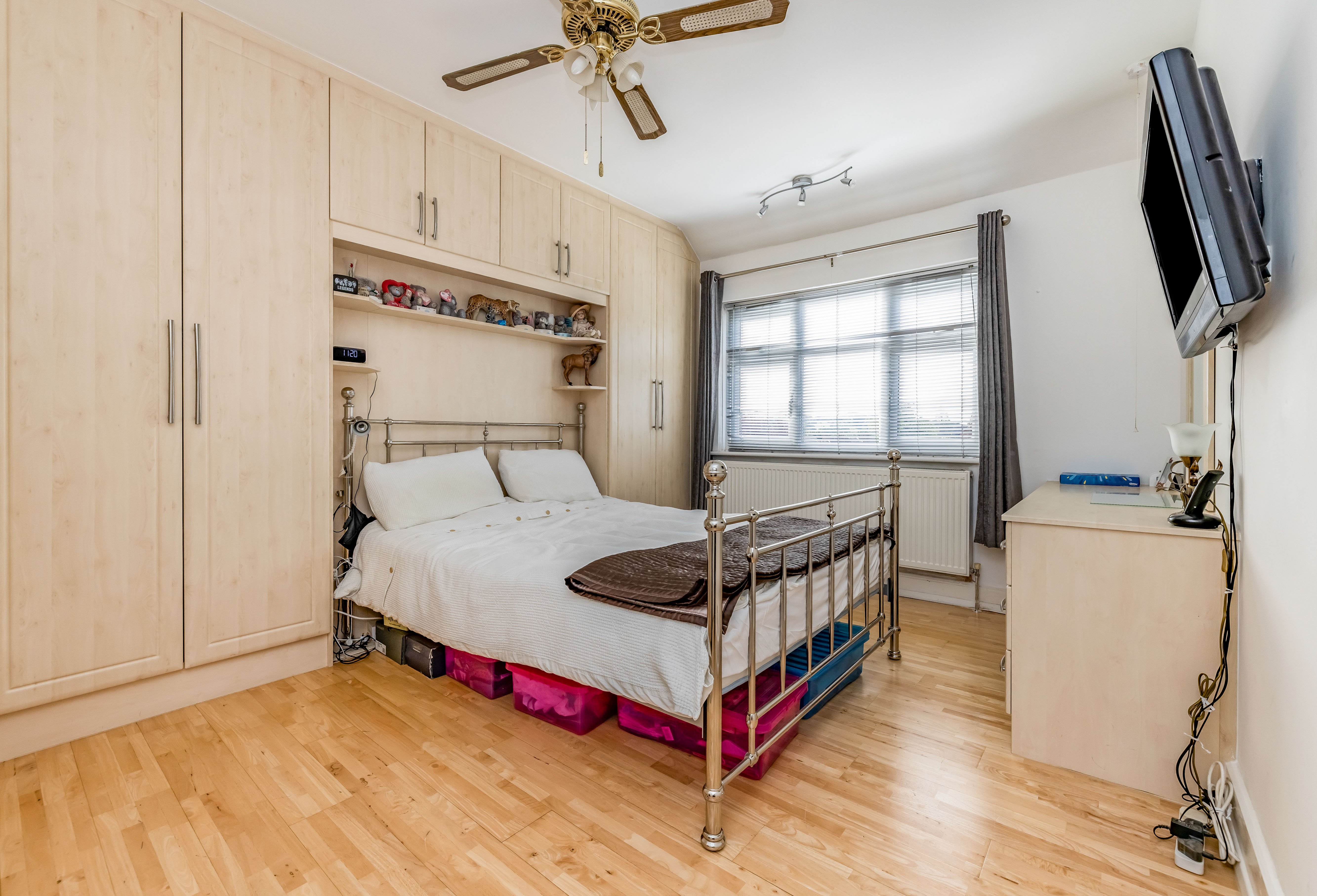 4 bedroom House for sale in Rickmansworth Road, Northwood, Middlesex