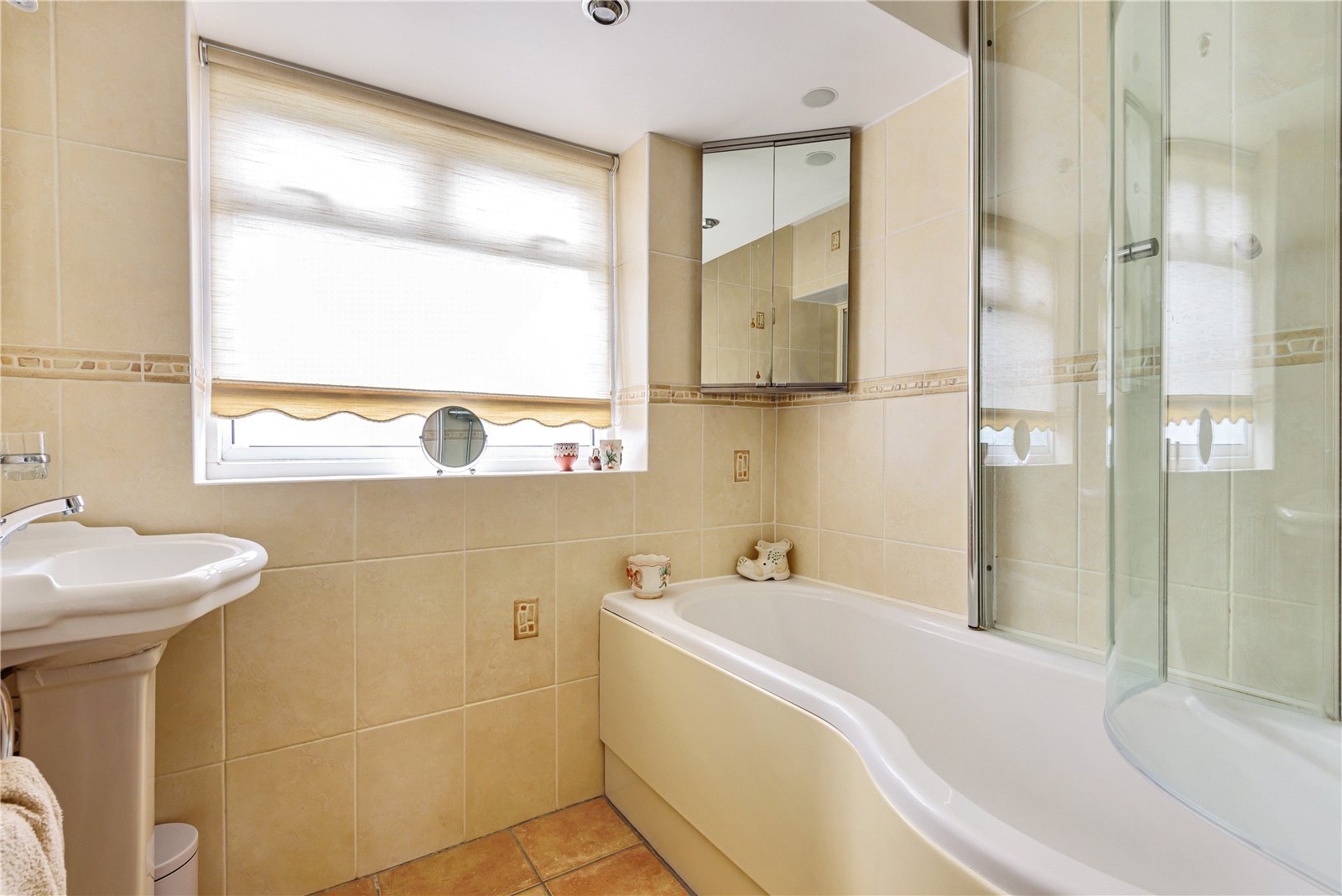 3 bedroom House for sale in Elmbridge Drive, Ruislip, Middlesex, HA4