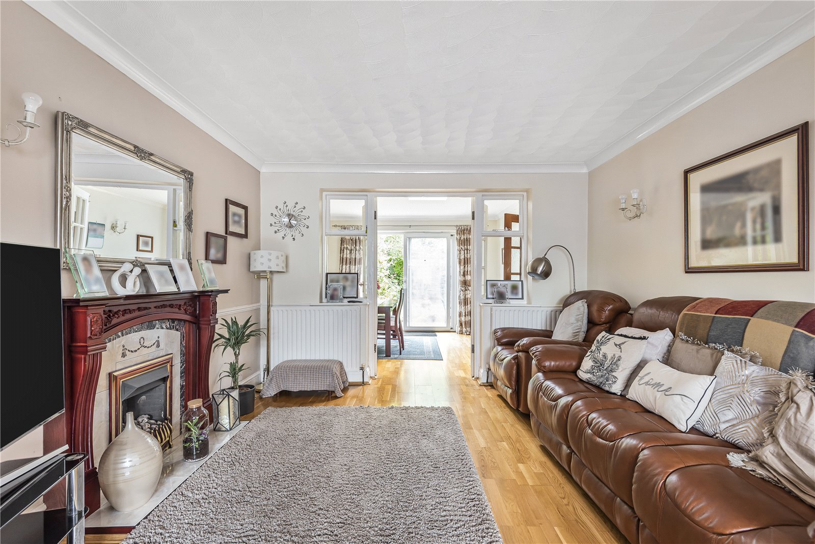 4 bedroom House for sale in Hoylake Crescent, Ickenham, Middlesex, UB10