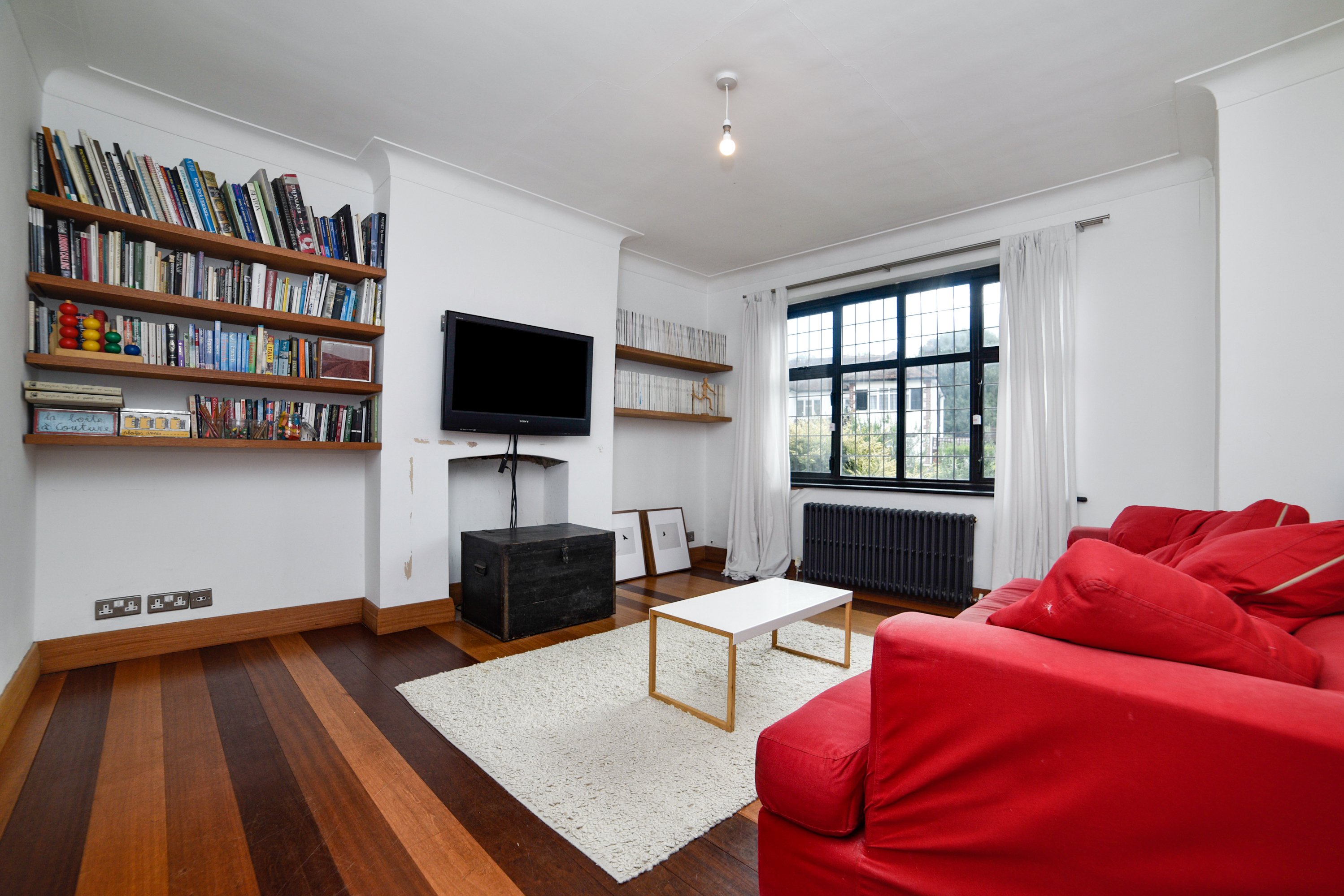 3 bedroom House for sale in St. Michaels Crescent, Pinner, Middlesex