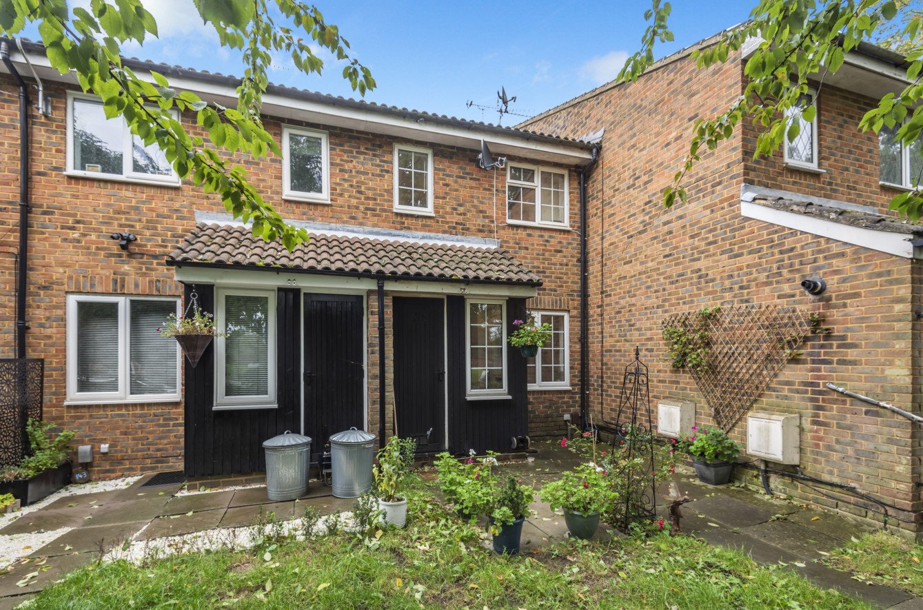 1 bedroom House for sale in Ladygate Lane, Ruislip, HA4 Gibbs Gillespie