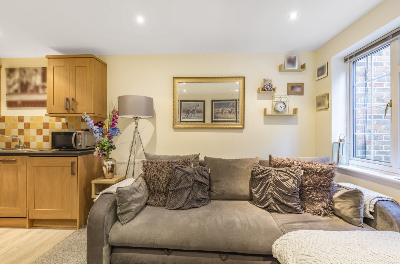 1 bedroom House for sale in Ladygate Lane, Ruislip, HA4 Gibbs Gillespie