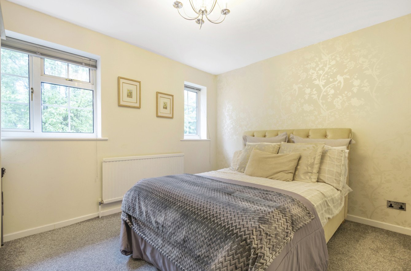 1 bedroom House for sale in Ladygate Lane, Ruislip, HA4 Gibbs Gillespie