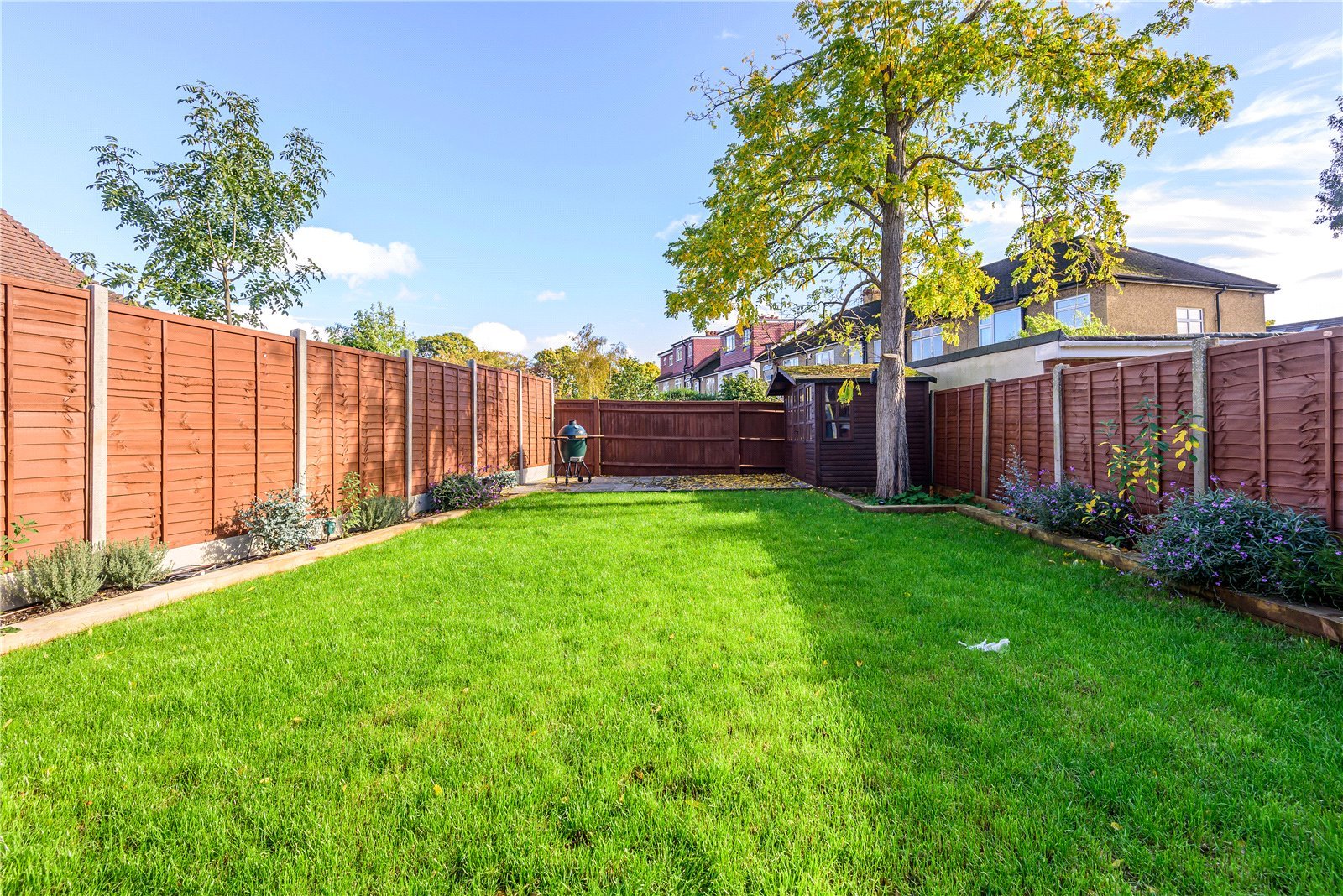 4 bedroom House for sale in Fore Street, Pinner, Middlesex, HA5 Gibbs