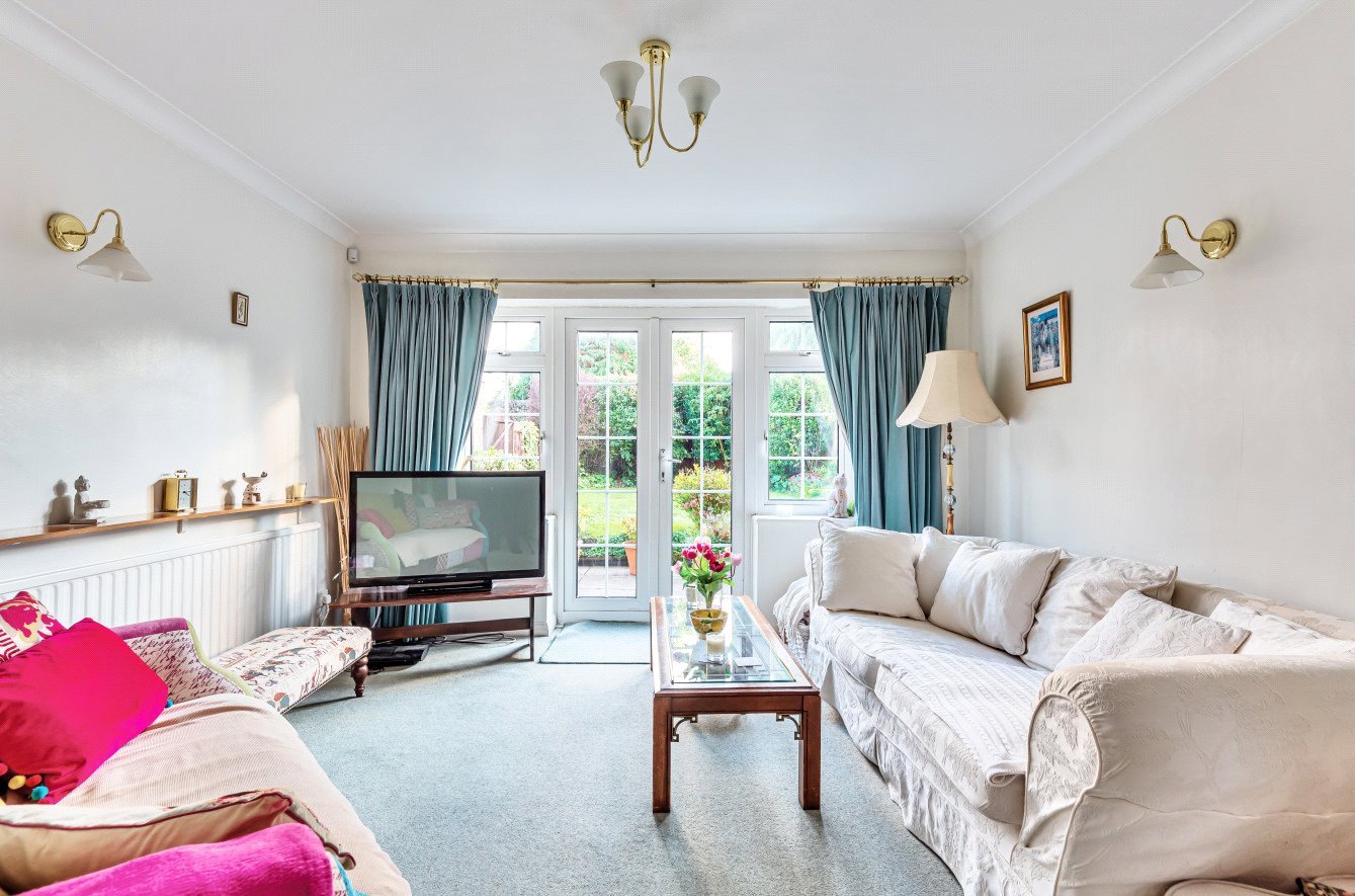 4 bedroom House for sale in Eastcote Road, Ruislip, Middlesex, HA4