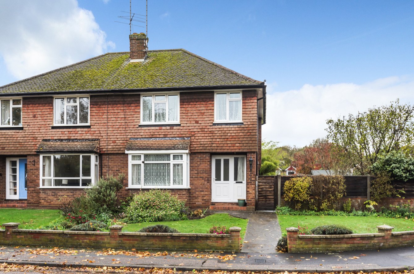 3 bedroom House for sale in Heron Close, Rickmansworth, Hertfordshire, WD3 Gibbs Gillespie