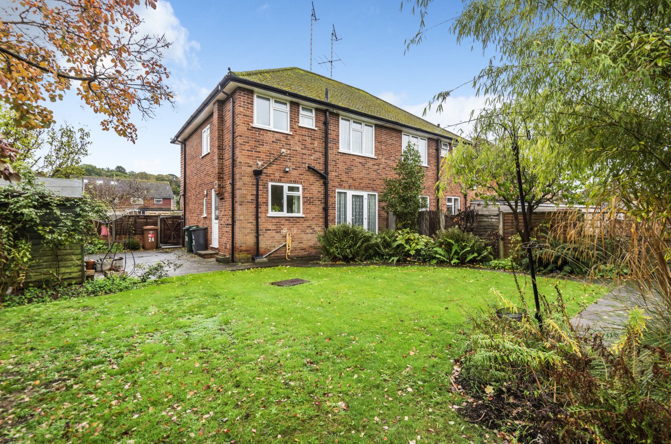 3 bedroom House for sale in Heron Close, Rickmansworth, Hertfordshire, WD3 Gibbs Gillespie