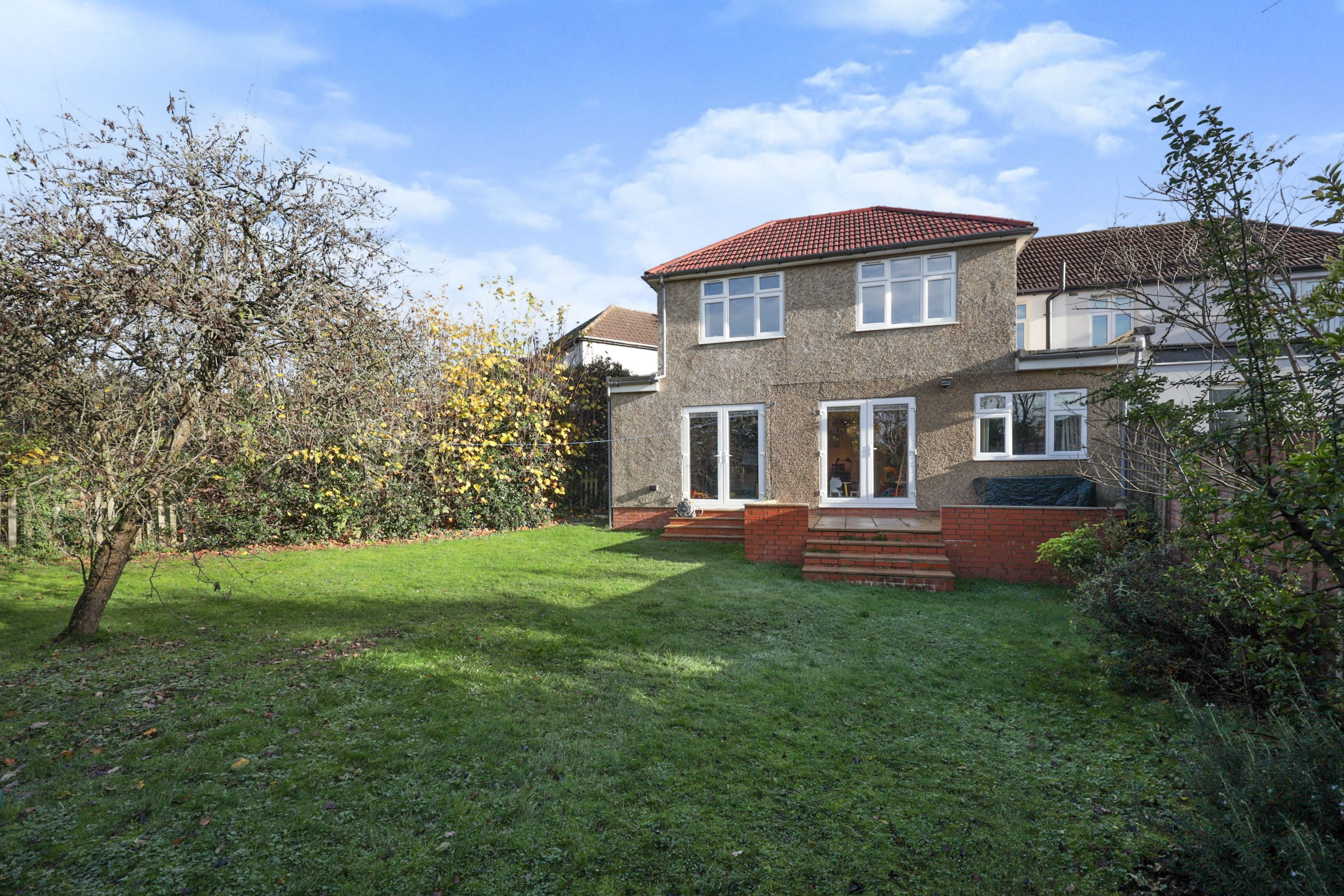 4 bedroom House for sale in Greenway, Pinner, Middlesex, HA5 Gibbs Gillespie