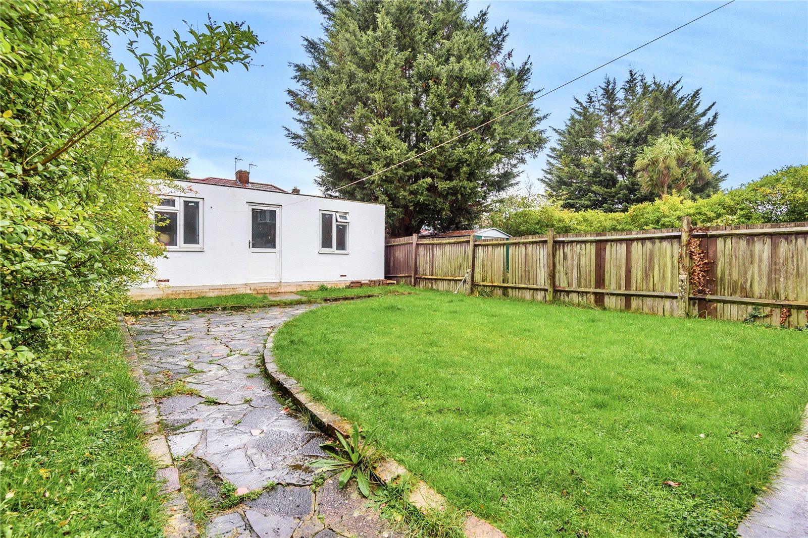 4 bedroom House for sale in Lamorna Grove, Stanmore, Middlesex, HA7