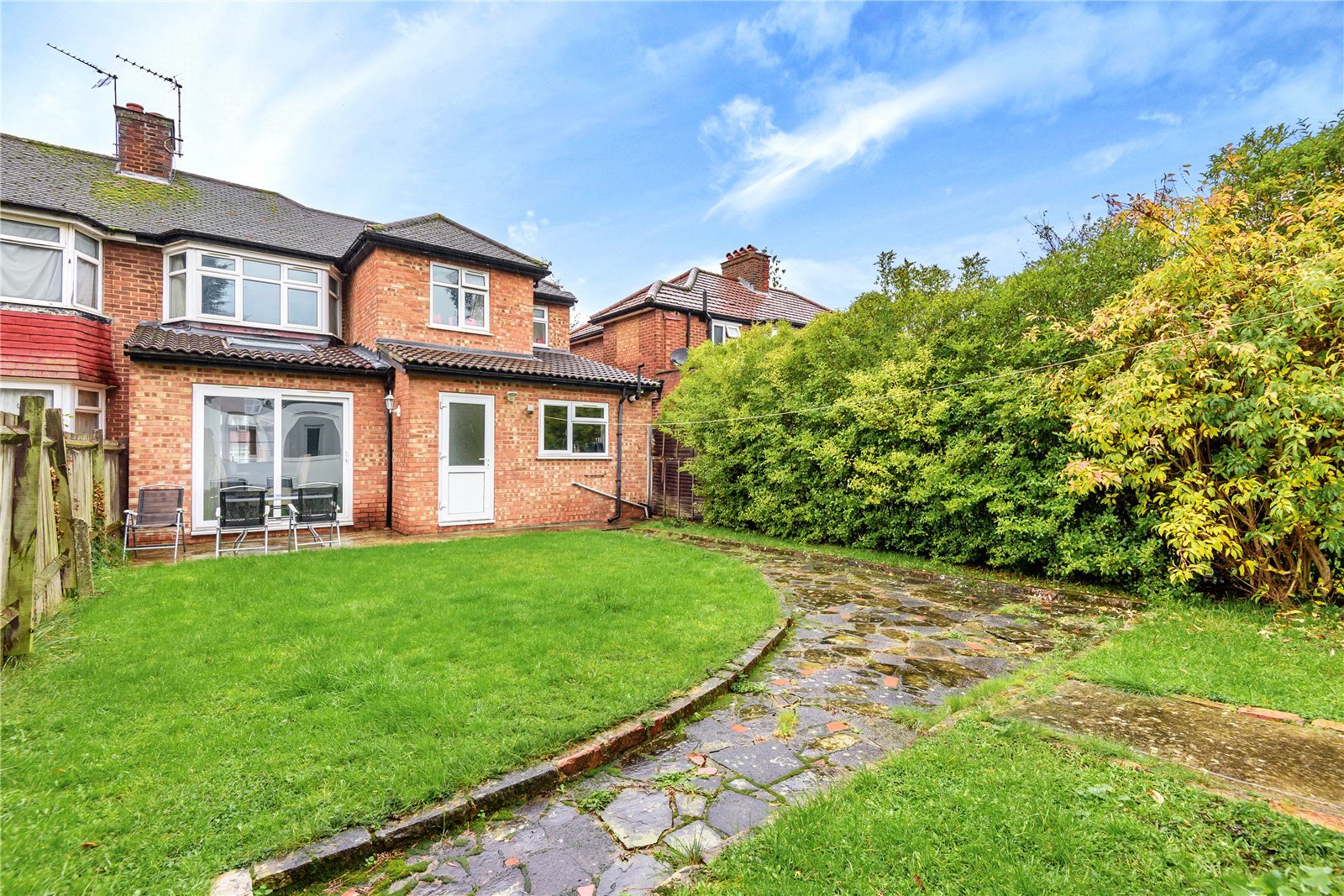 4 bedroom House for sale in Lamorna Grove, Stanmore, Middlesex, HA7