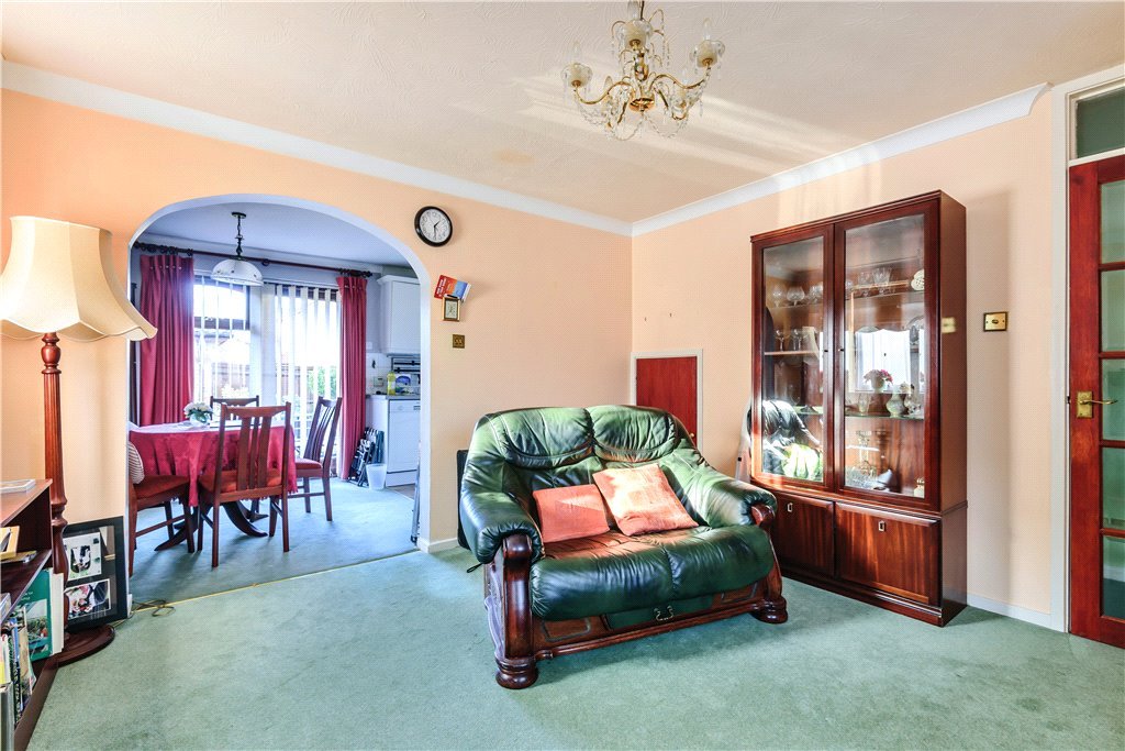 3 bedroom House for sale in Bullrush Grove, Uxbridge, UB8 Gibbs Gillespie