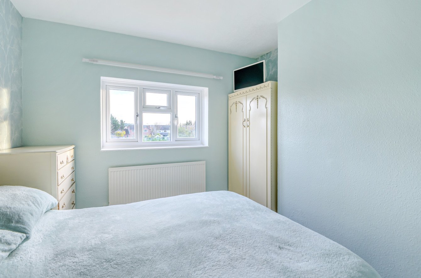 3 bedroom House for sale in Springwell Avenue, Mill End, Rickmansworth