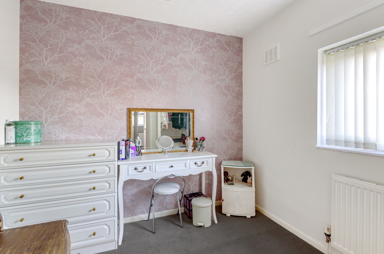 3 bedroom House for sale in Springwell Avenue, Mill End, Rickmansworth