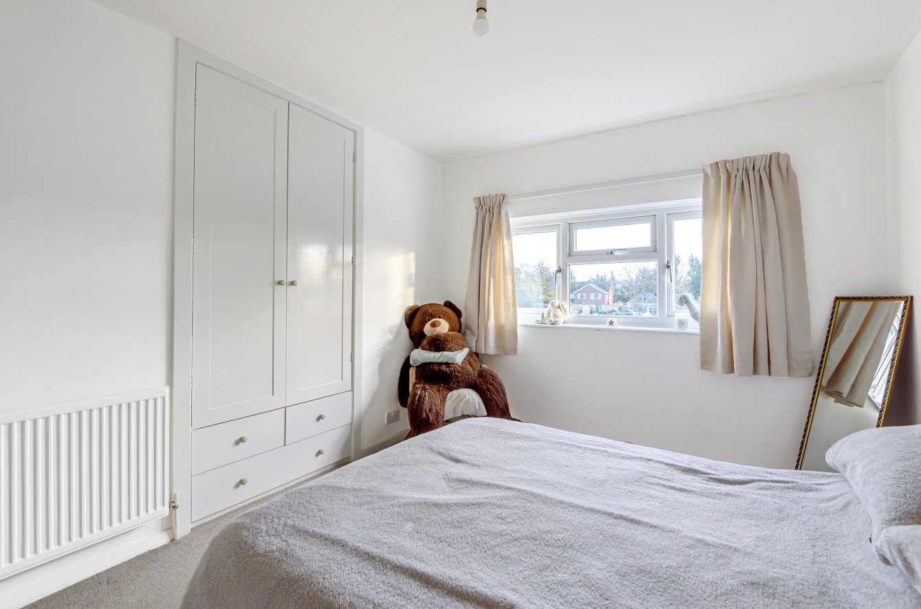 3 bedroom House for sale in Springwell Avenue, Mill End, Rickmansworth