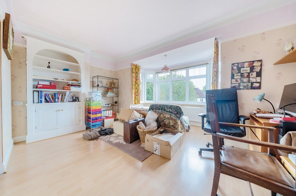 5 bedroom House for sale in Kewferry Road, Northwood, Middlesex, HA6