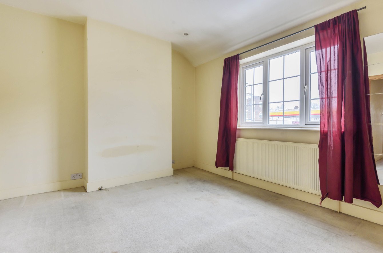 2 bedroom House for sale in Pinner Green, Pinner, Middlesex, HA5