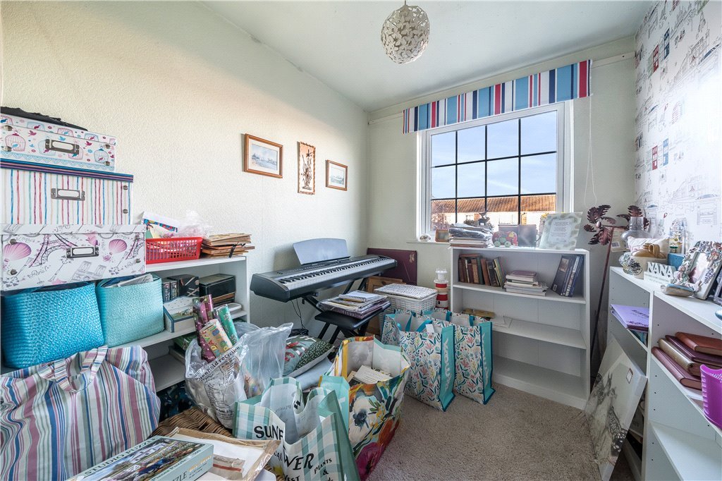 3 bedroom House for sale in Ladygate Lane, Ruislip, Middlesex, HA4