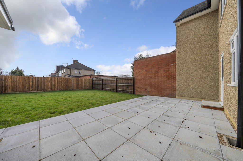 3 bedroom House for sale in Long Drive, Ruislip, Middlesex, HA4 Gibbs