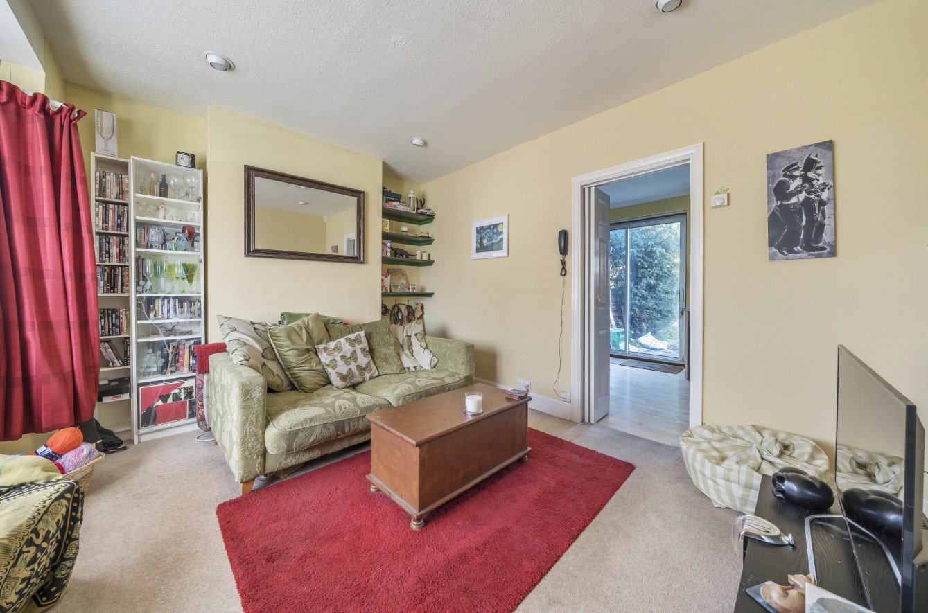 2 bedroom House for sale in Ashburton Road, Ruislip, Middlesex, HA4