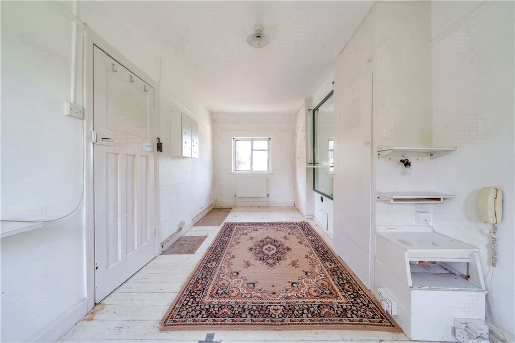 2 bedroom House for sale in Breakspear Road, Ruislip, Middlesex, HA4