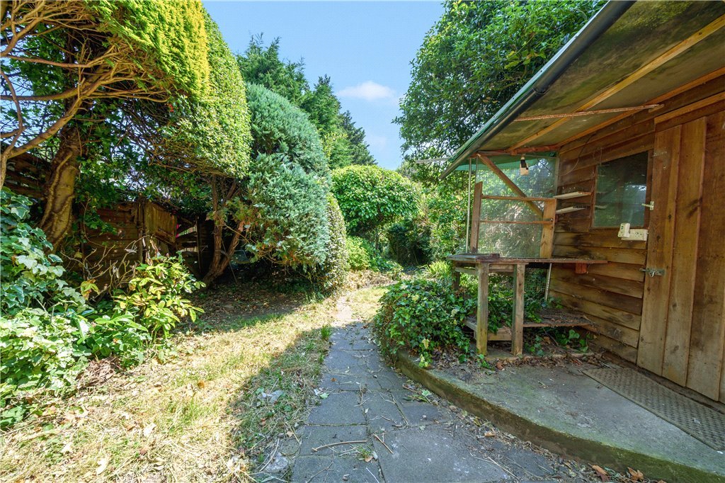 2 bedroom House for sale in Breakspear Road, Ruislip, Middlesex, HA4