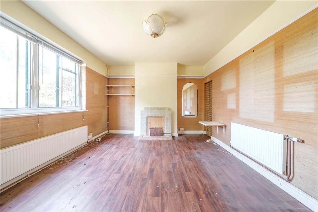 2 bedroom House for sale in Breakspear Road, Ruislip, Middlesex, HA4