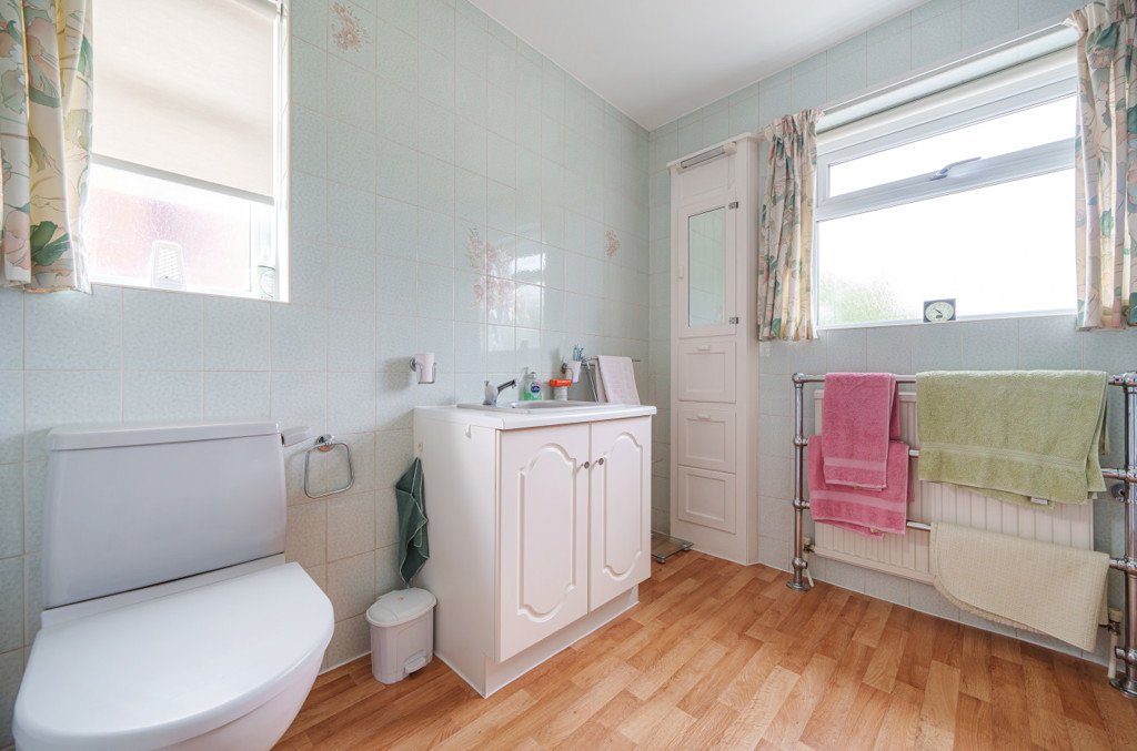 3 bedroom House for sale in Highgrove Way, Ruislip, Middlesex, HA4