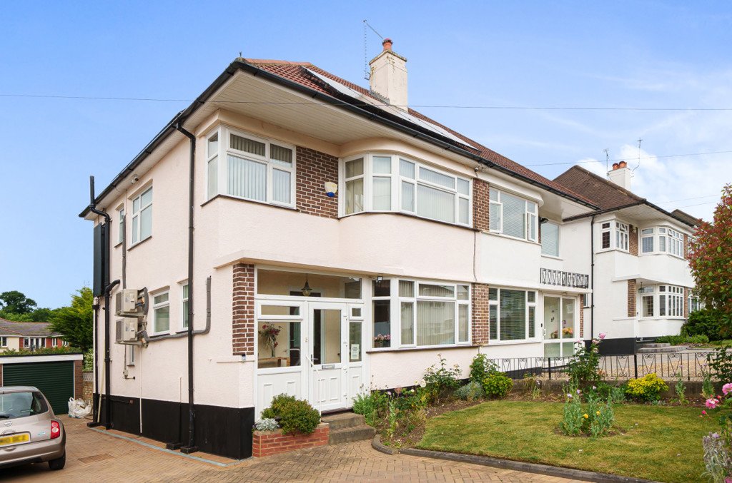 3 bedroom House for sale in Highgrove Way, Ruislip, Middlesex, HA4