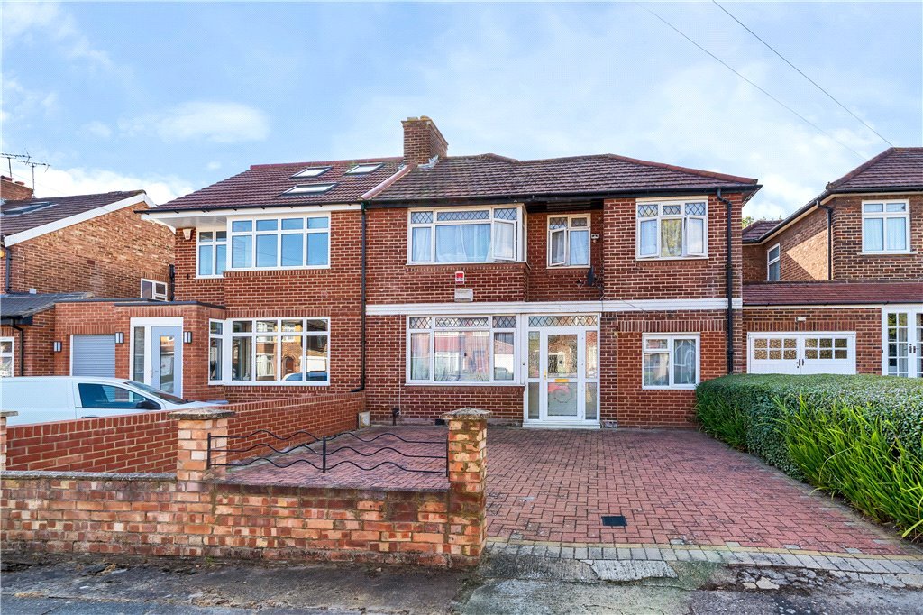 5 bedroom House for sale in Wetheral Drive, Stanmore, Middlesex, HA7