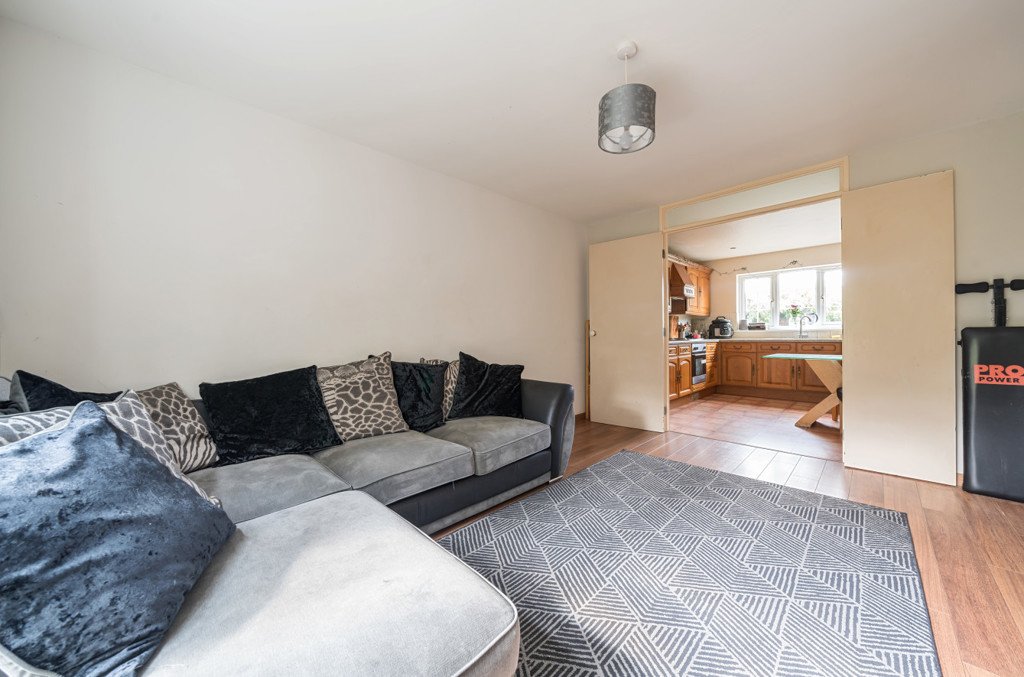 2 bedroom House for sale in Wallington Close, Ruislip, HA4 Gibbs